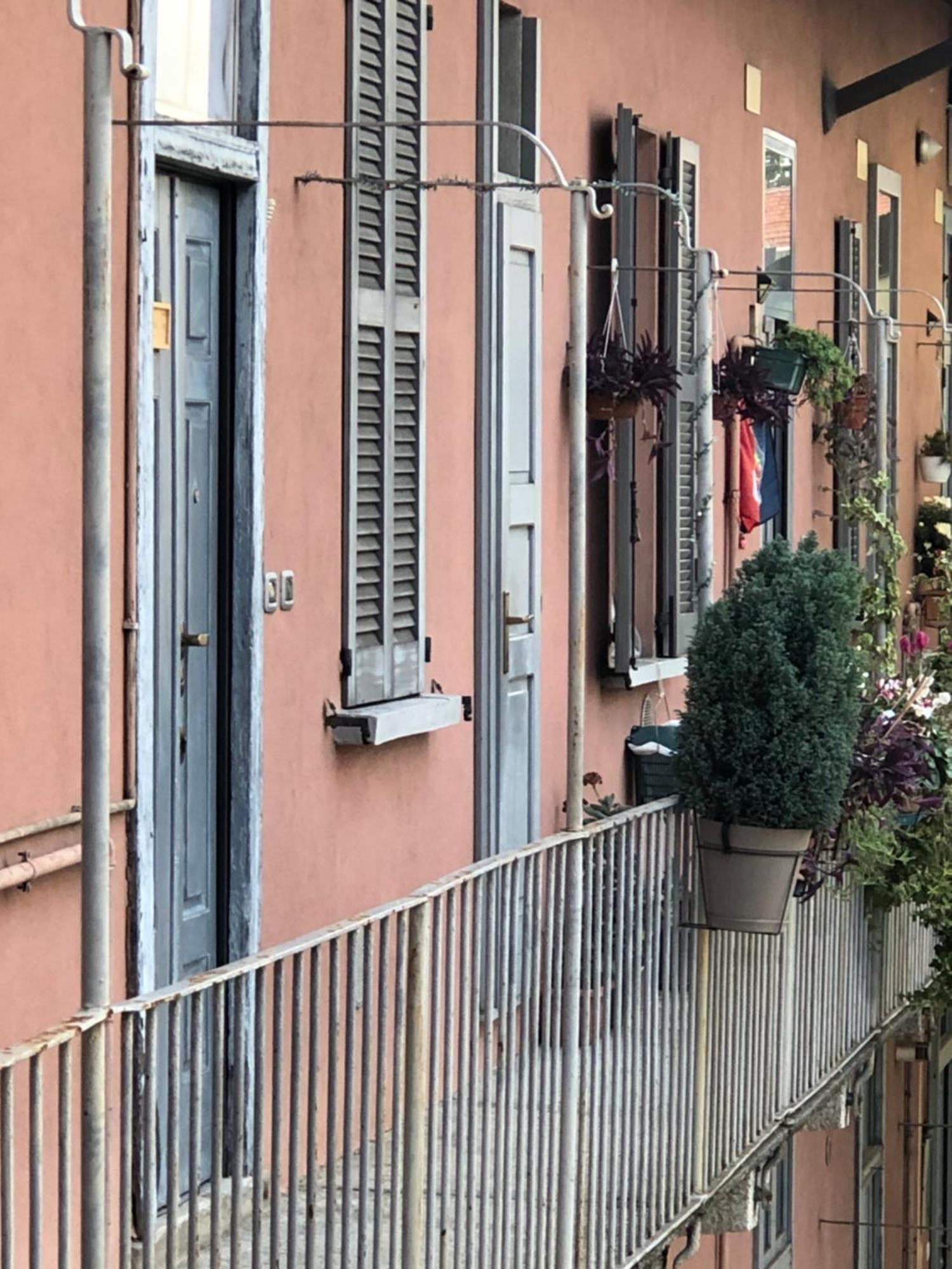 Sawasdee 37 Apartman Monza Kültér fotó