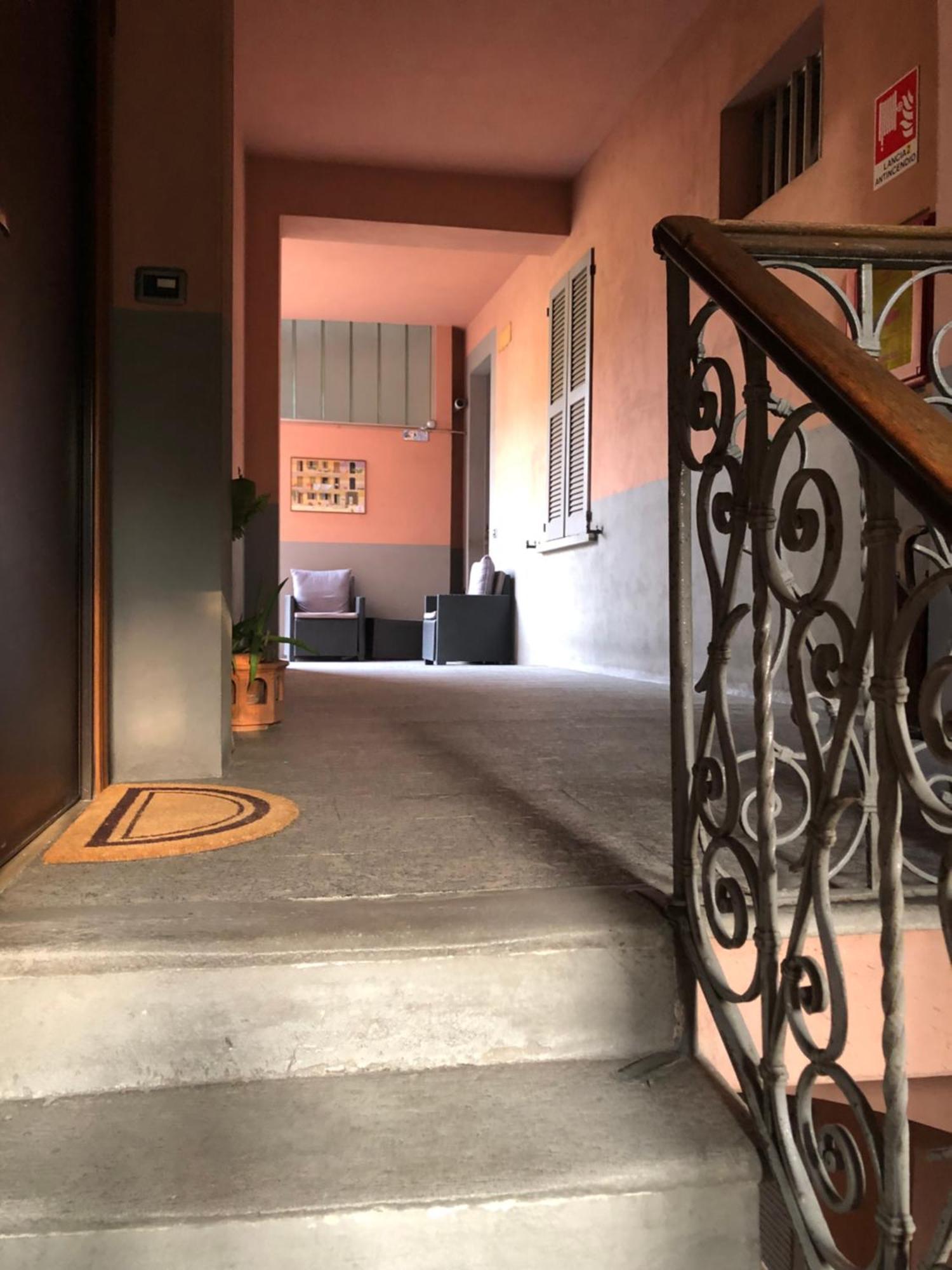 Sawasdee 37 Apartman Monza Kültér fotó
