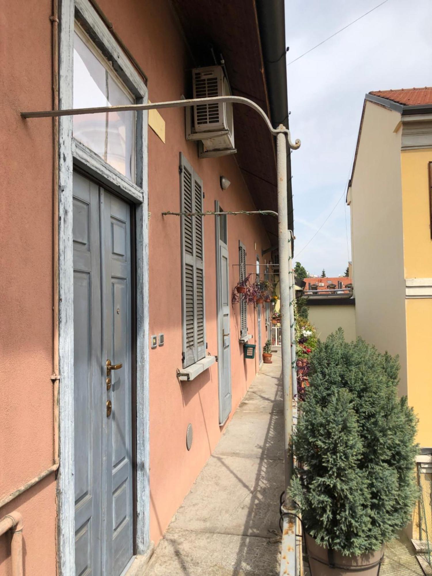 Sawasdee 37 Apartman Monza Kültér fotó