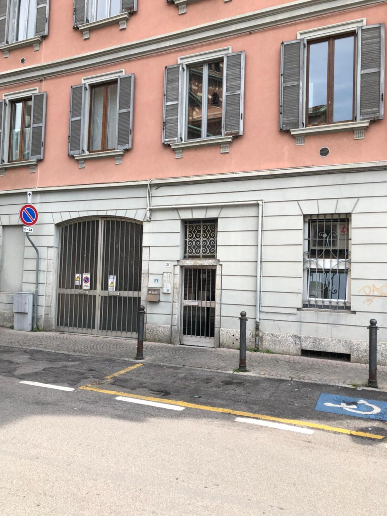 Sawasdee 37 Apartman Monza Kültér fotó