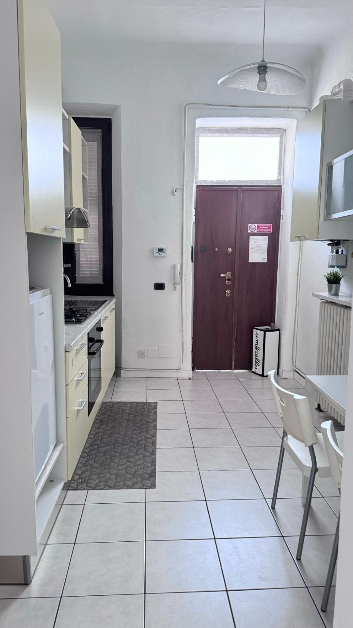 Sawasdee 37 Apartman Monza Kültér fotó