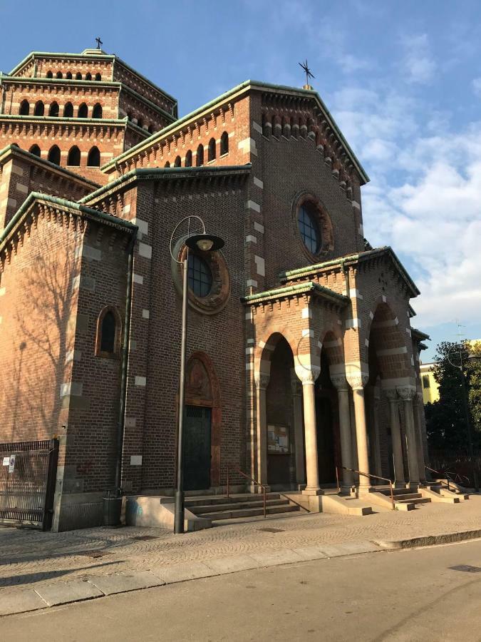Sawasdee 37 Apartman Monza Kültér fotó